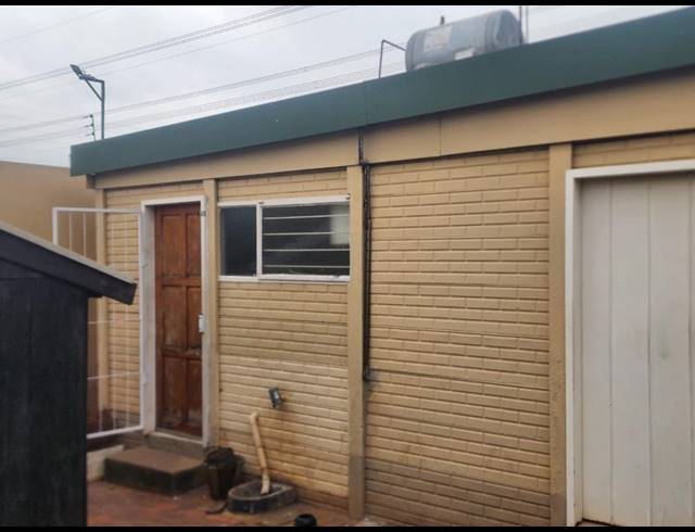 2 BEDROOM PROPERTY TO RENT IN PRIMROSE